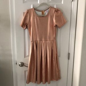 Lularoe rose gold Amelia 🌹
